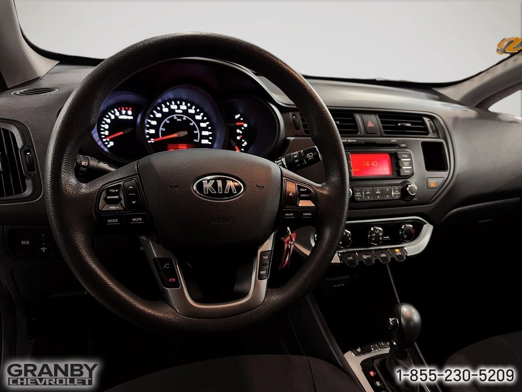 2015 Kia Rio Automatique in Granby, Quebec - 13 - w1024h768px