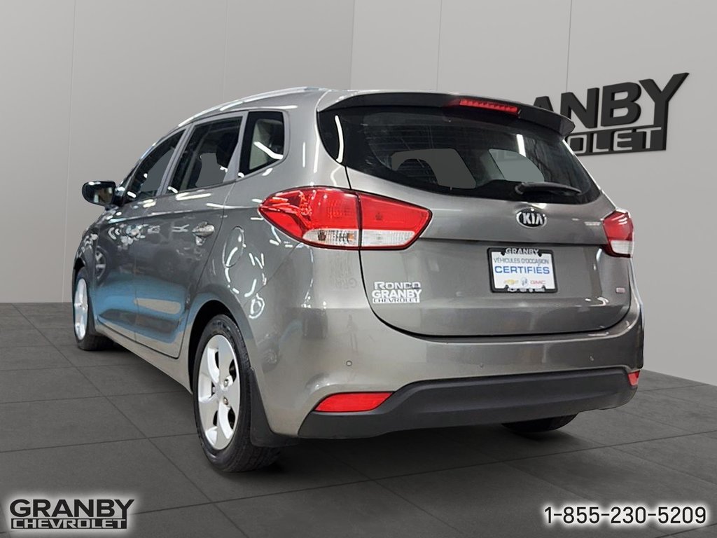 2014 Kia Rondo in Granby, Quebec - 4 - w1024h768px