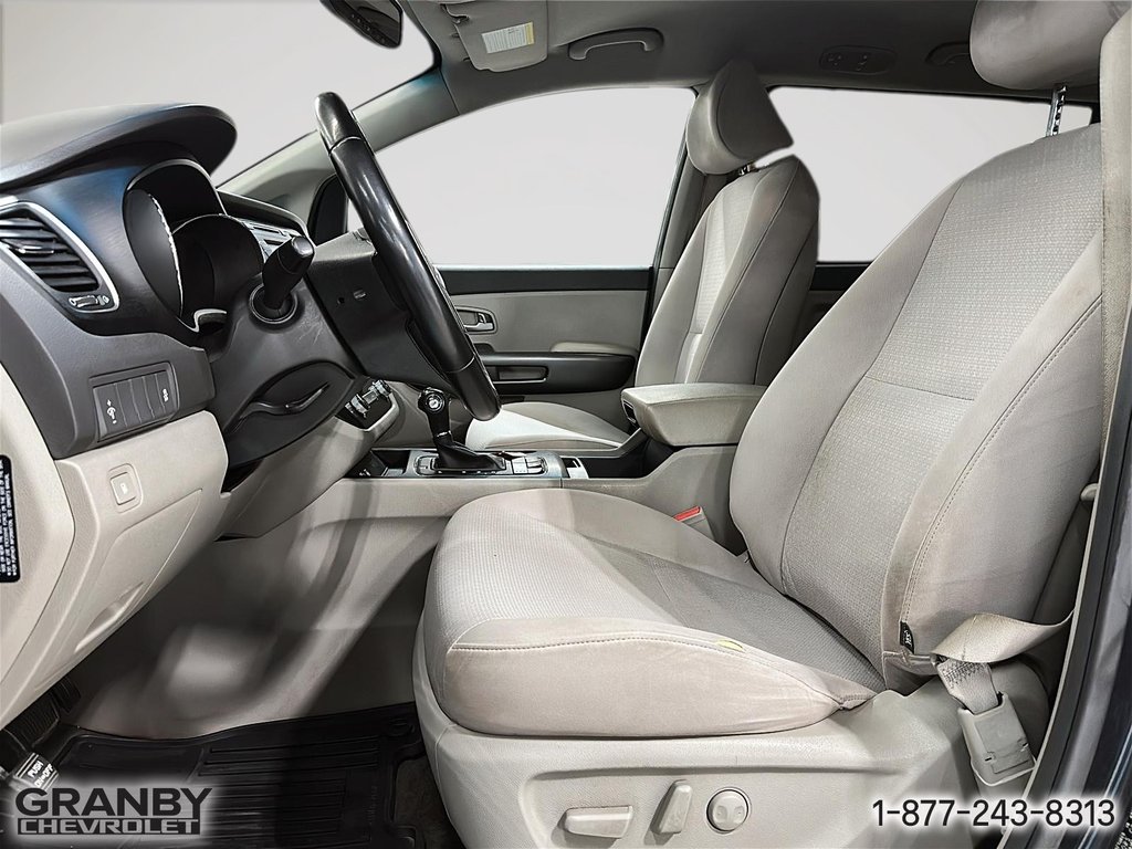 Kia Sedona  2016 à Granby, Québec - 11 - w1024h768px