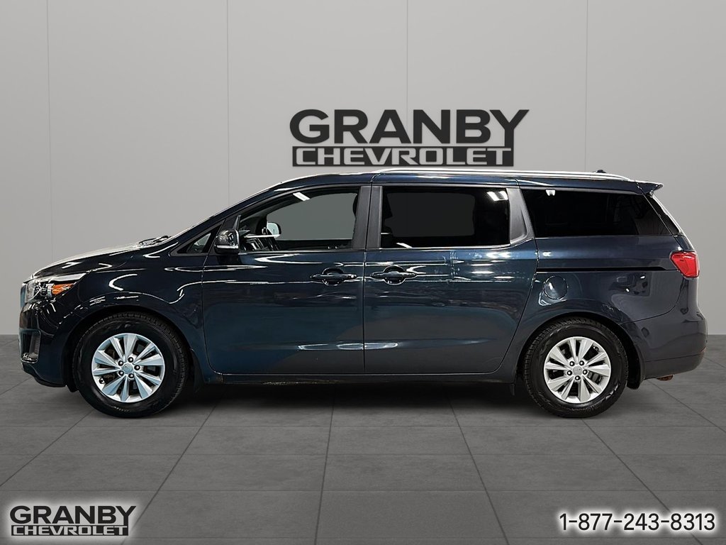 Kia Sedona  2016 à Granby, Québec - 8 - w1024h768px