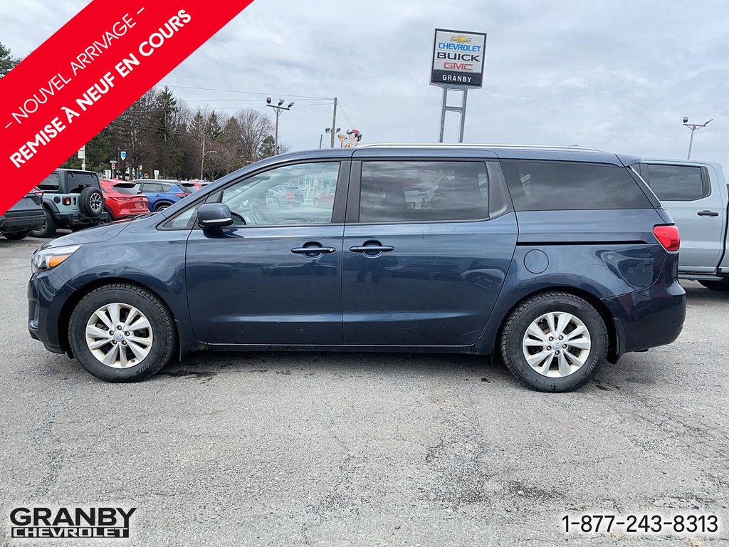 Kia Sedona  2016 à Granby, Québec - 8 - w1024h768px