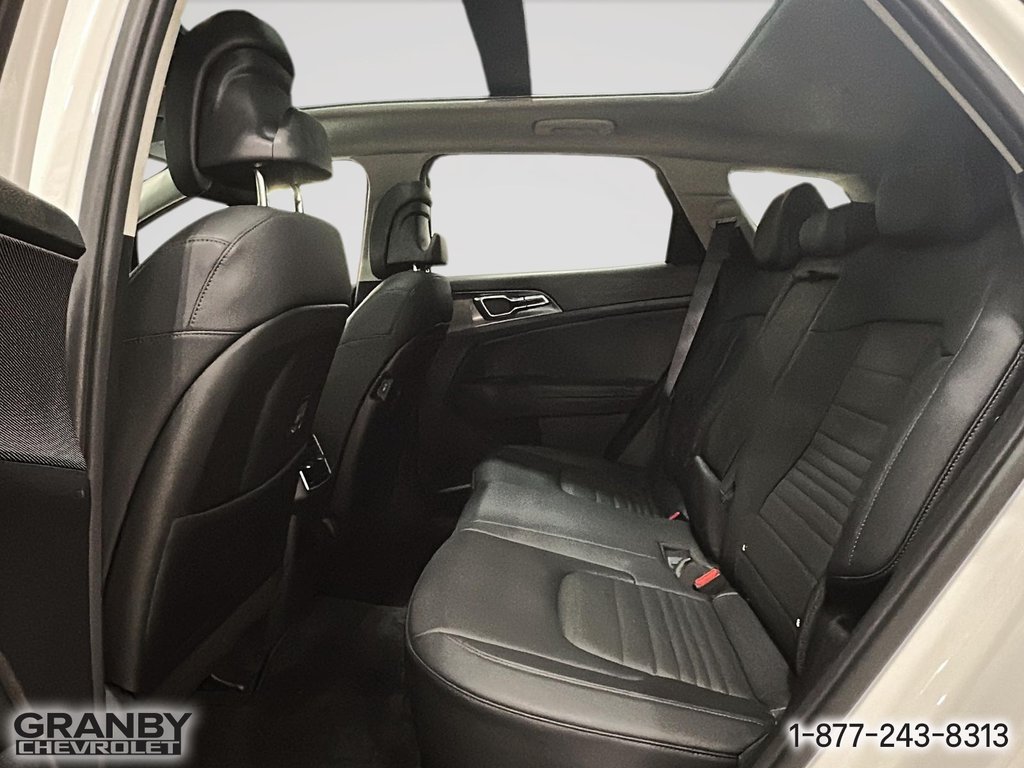 Kia Sportage Plug-In Hybrid  2025 à Granby, Québec - 12 - w1024h768px