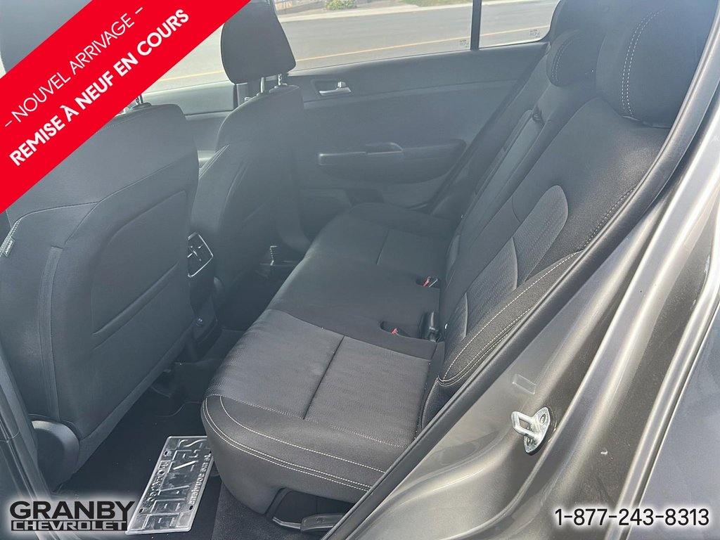 2020 Kia Sportage in Granby, Quebec - 9 - w1024h768px