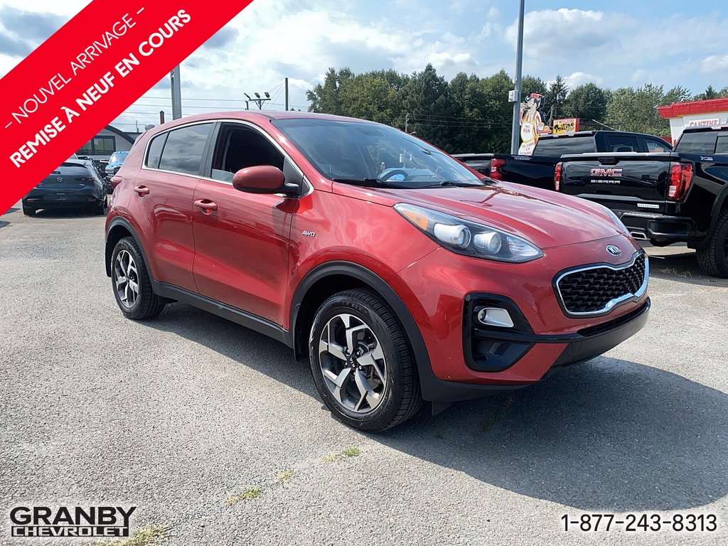 2021 Kia Sportage awd in Granby, Quebec - 3 - w1024h768px