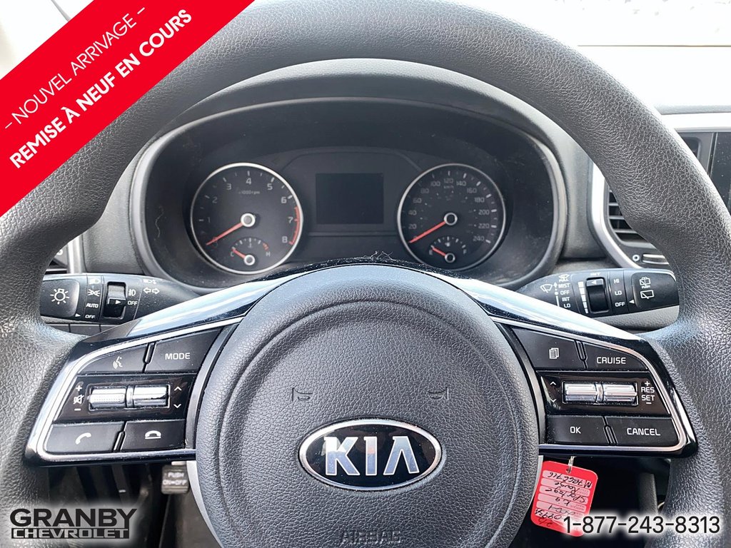 2021 Kia Sportage awd in Granby, Quebec - 13 - w1024h768px