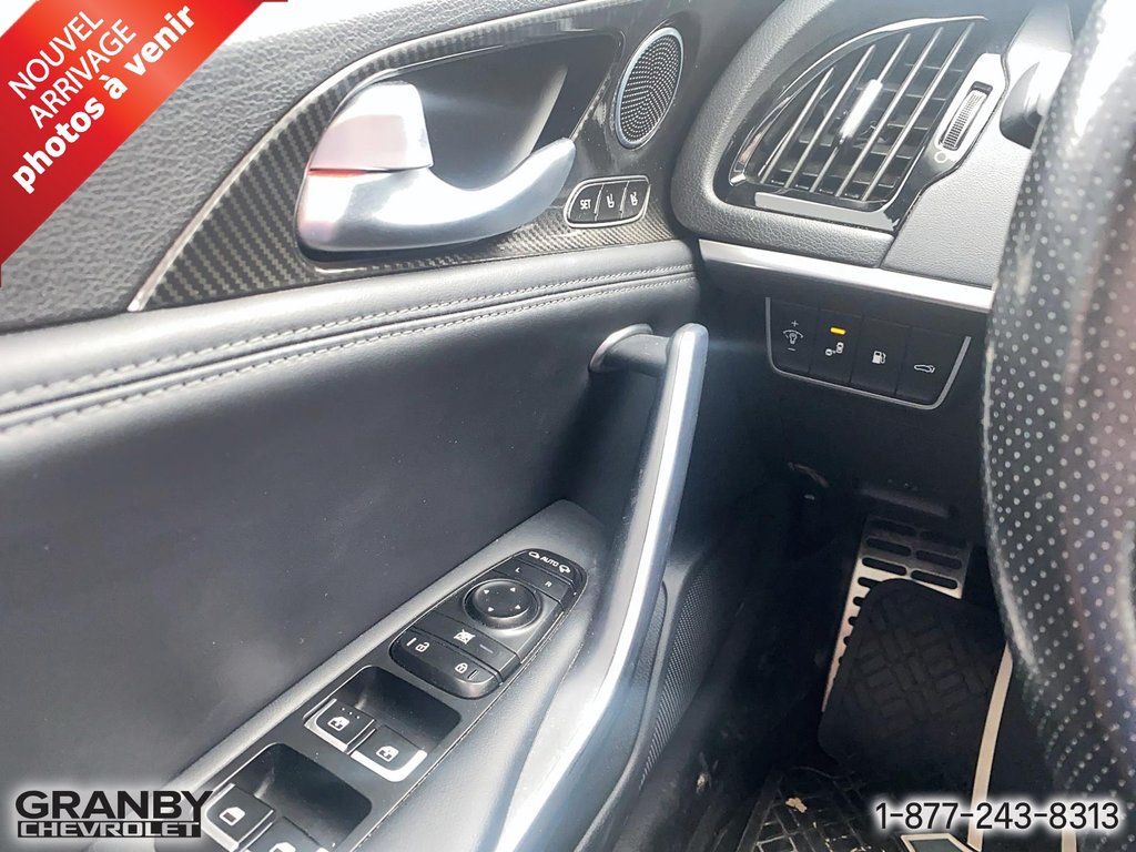 2018 Kia Stinger GT in Granby, Quebec - 10 - w1024h768px