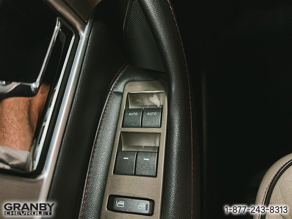 2014 Lincoln MKX in Granby, Quebec - 14 - w1024h768px