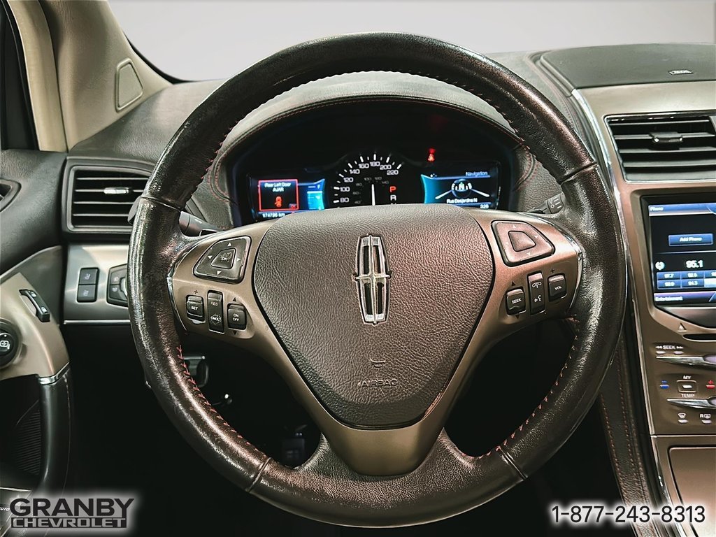 2014 Lincoln MKX in Granby, Quebec - 15 - w1024h768px