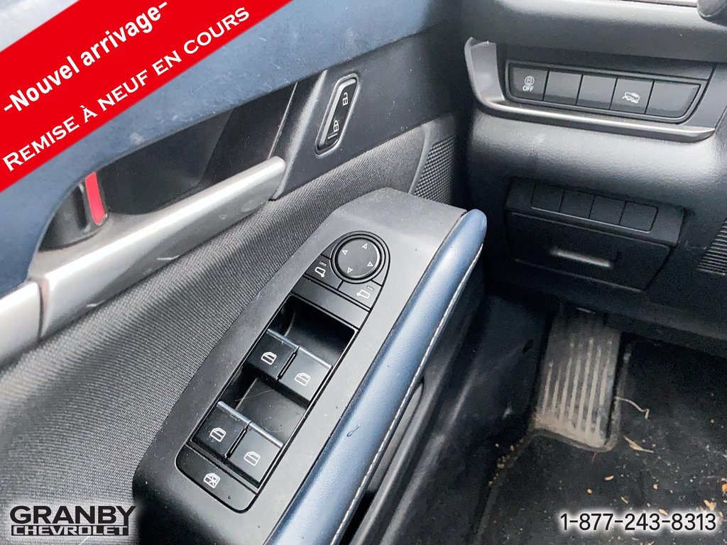 2021 Mazda CX-30 in Granby, Quebec - 12 - w1024h768px