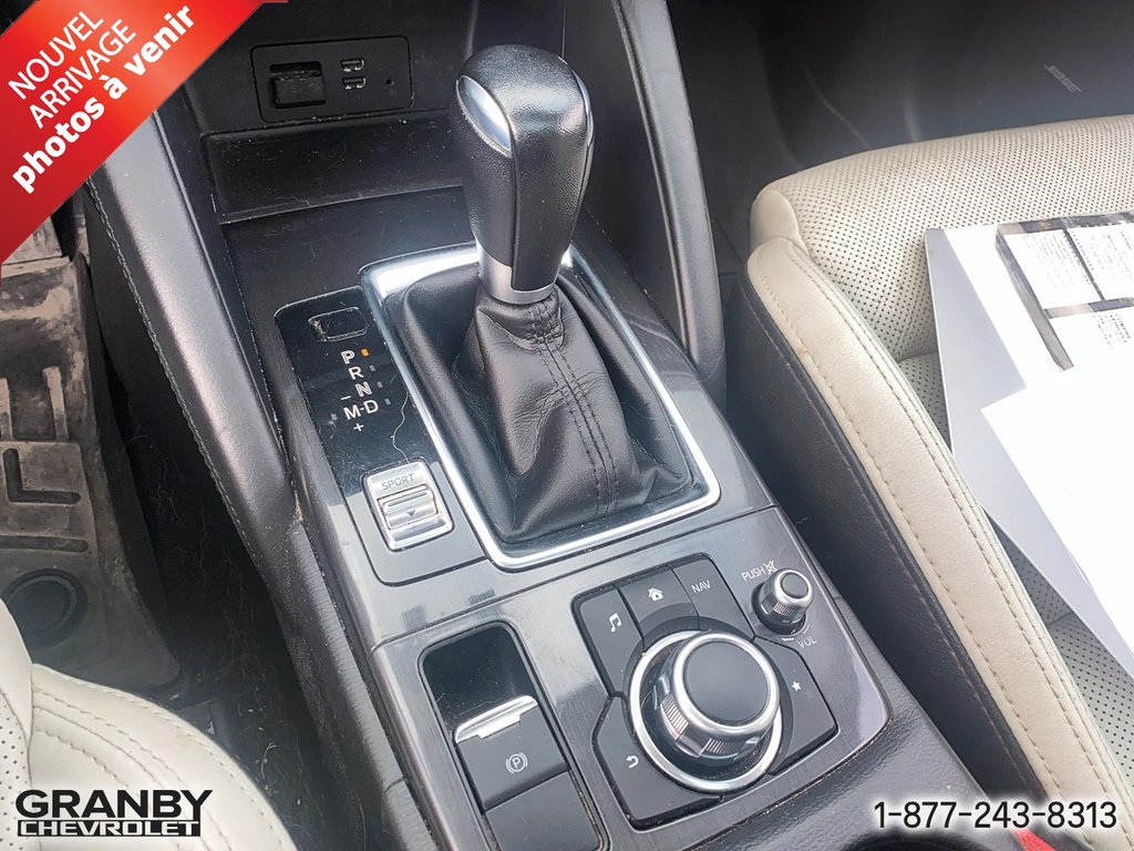 2016 Mazda CX-5 GT AWD in Granby, Quebec - 14 - w1024h768px