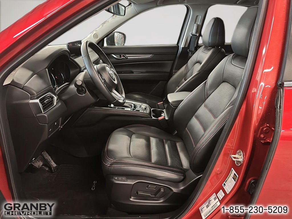 2022 Mazda CX-5 PREFERRED in Granby, Quebec - 11 - w1024h768px