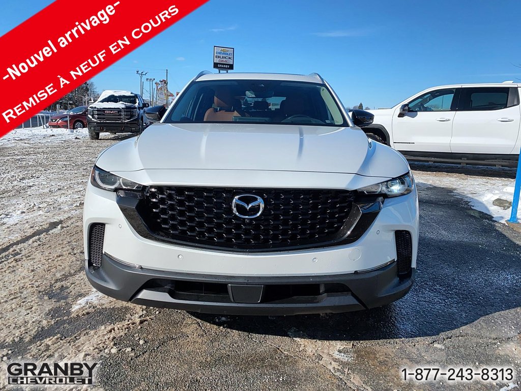 2023 Mazda CX-50 in Granby, Quebec - 2 - w1024h768px