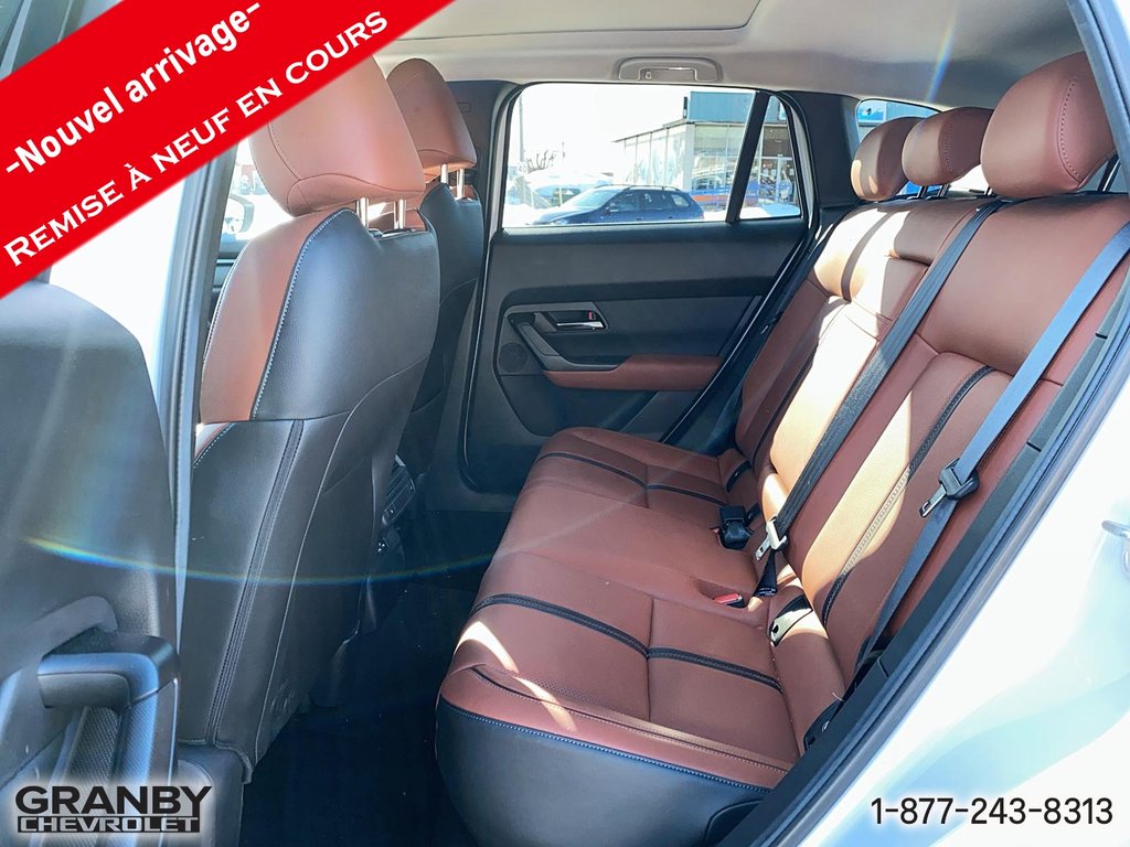 2023 Mazda CX-50 in Granby, Quebec - 9 - w1024h768px