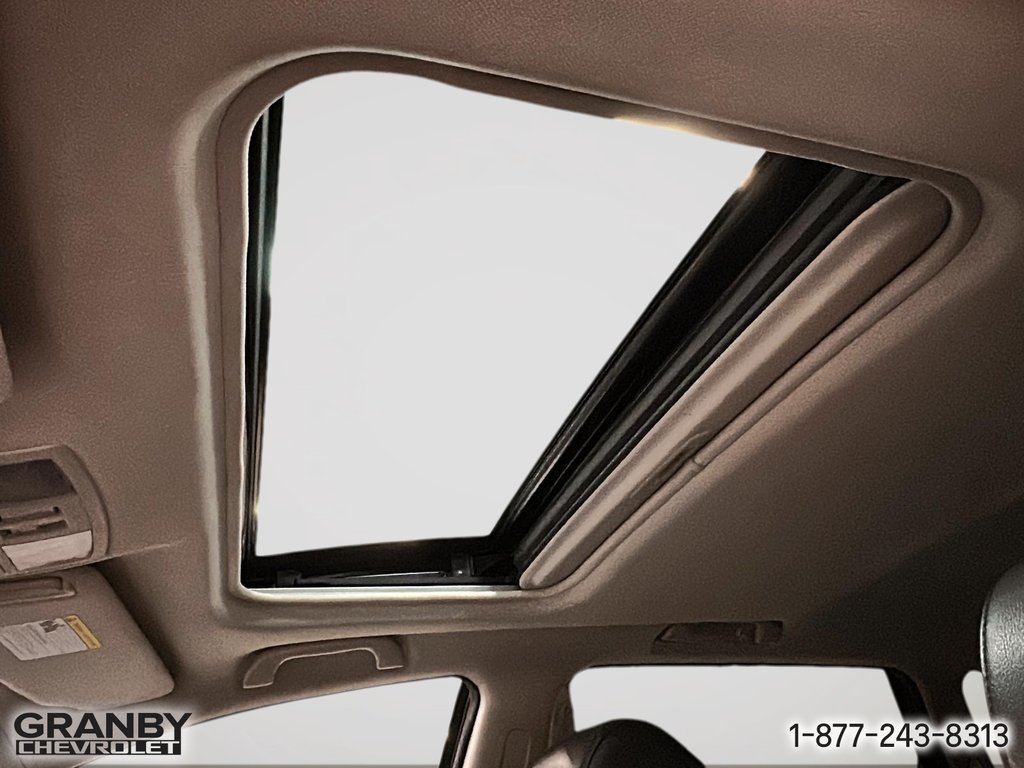 2015 Mazda CX-9 GT AWD in Granby, Quebec - 22 - w1024h768px