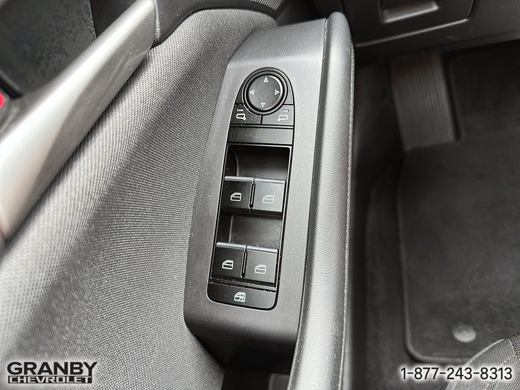 Mazda 3  2021 à Granby, Québec - 13 - w1024h768px