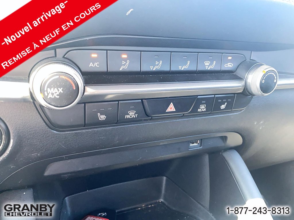 2021 Mazda 3 GX automatique in Granby, Quebec - 12 - w1024h768px