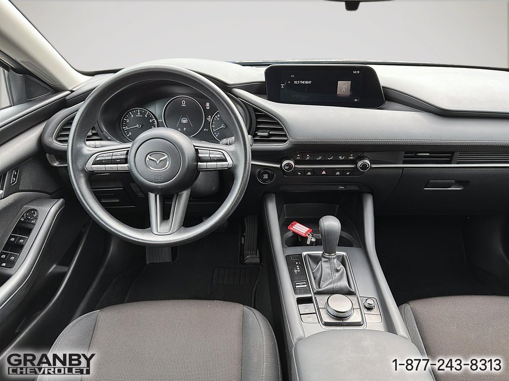 Mazda 3  2021 à Granby, Québec - 12 - w1024h768px