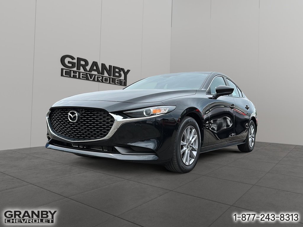 Mazda 3  2021 à Granby, Québec - 1 - w1024h768px