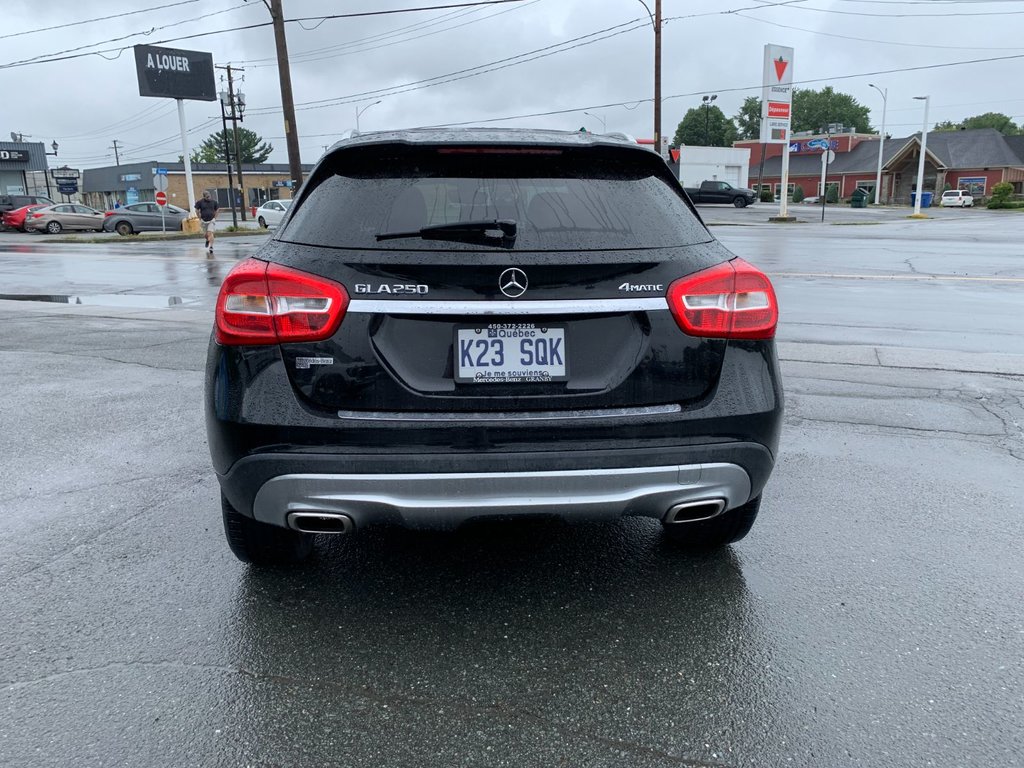 2016 Mercedes-Benz GLA in Granby, Quebec - 7 - w1024h768px