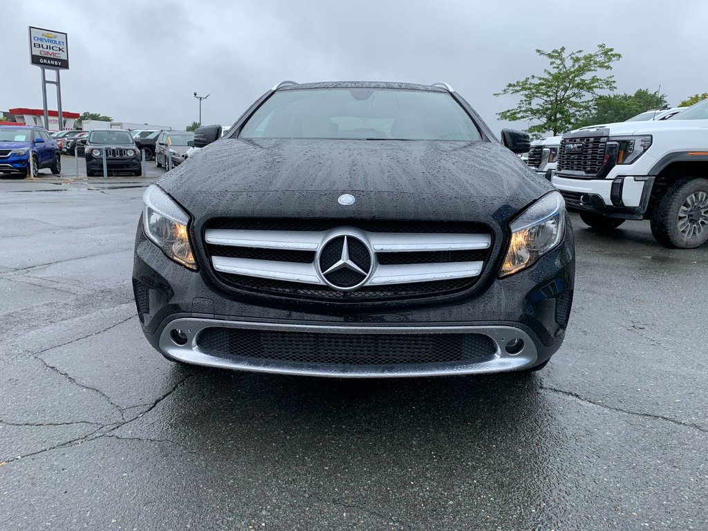 Mercedes-Benz GLA  2016 à Granby, Québec - 3 - w1024h768px