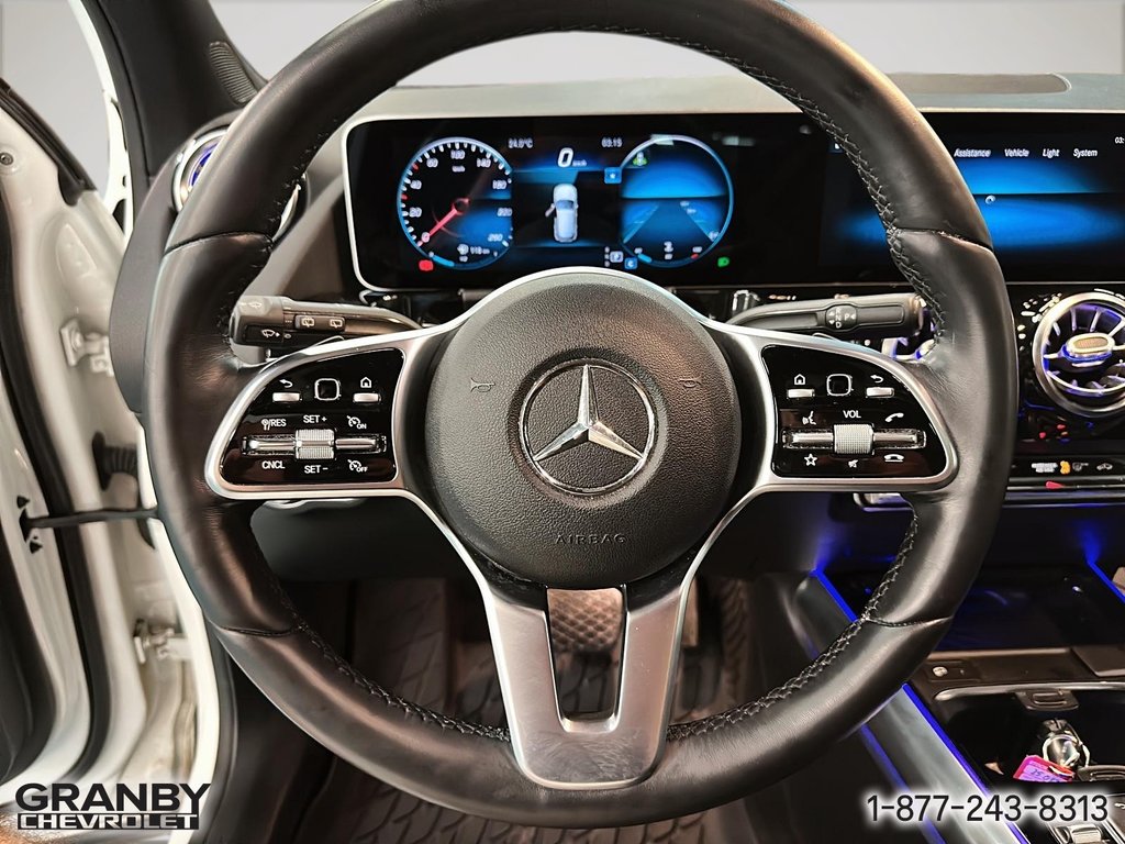 2021 Mercedes-Benz GLA 250 in Granby, Quebec - 14 - w1024h768px