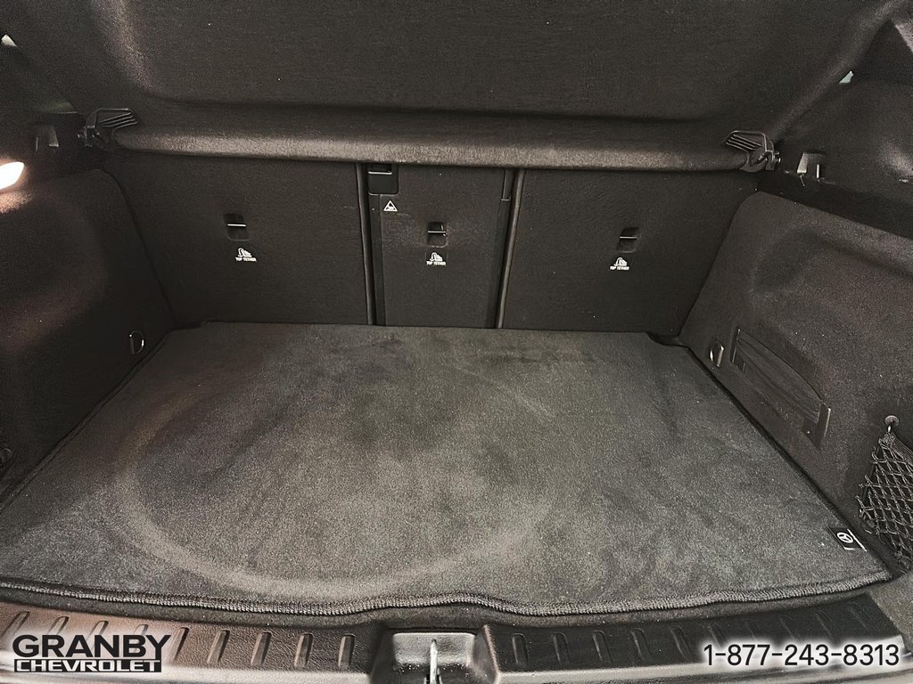 2021 Mercedes-Benz GLA 250 in Granby, Quebec - 9 - w1024h768px