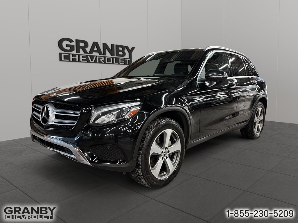 Mercedes-Benz GLC300  2019 à Granby, Québec - 1 - w1024h768px