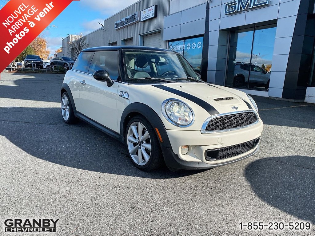 MINI Cooper Hardtop  2012 à Granby, Québec - 3 - w1024h768px