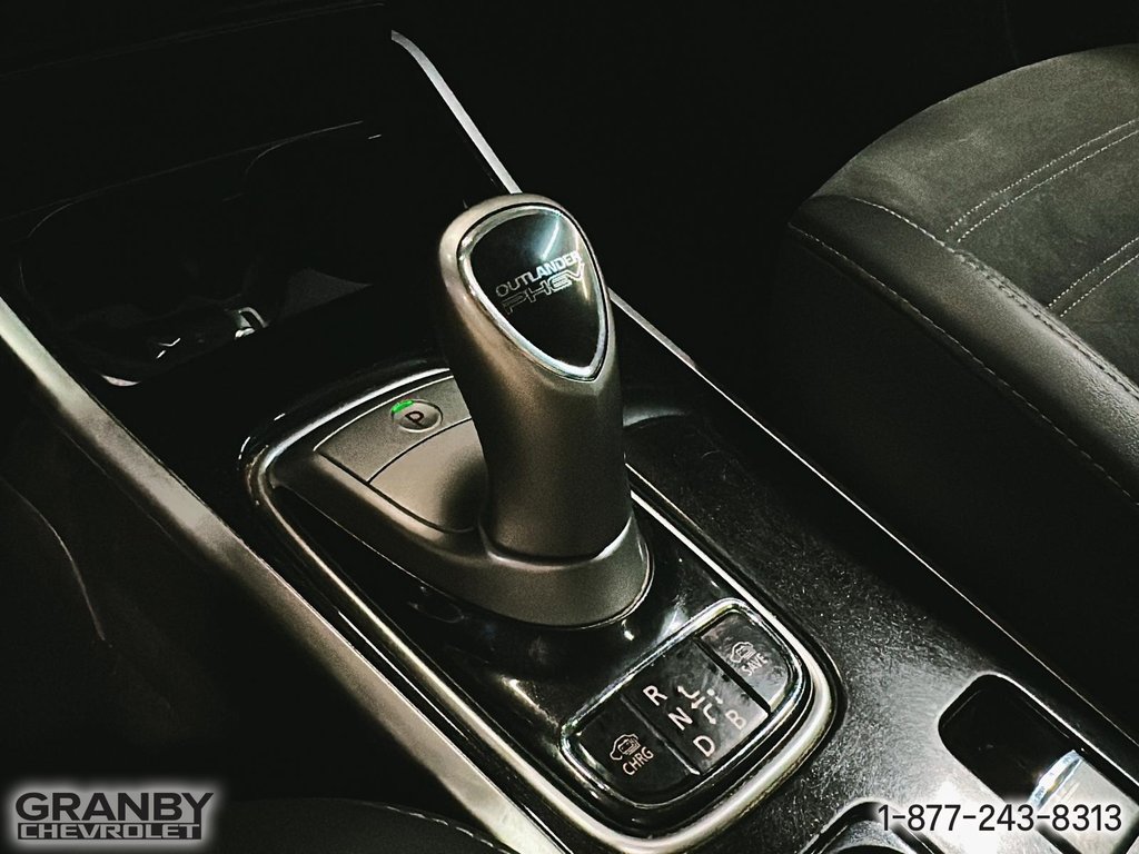 Mitsubishi Outlander PHEV  2020 à Granby, Québec - 19 - w1024h768px