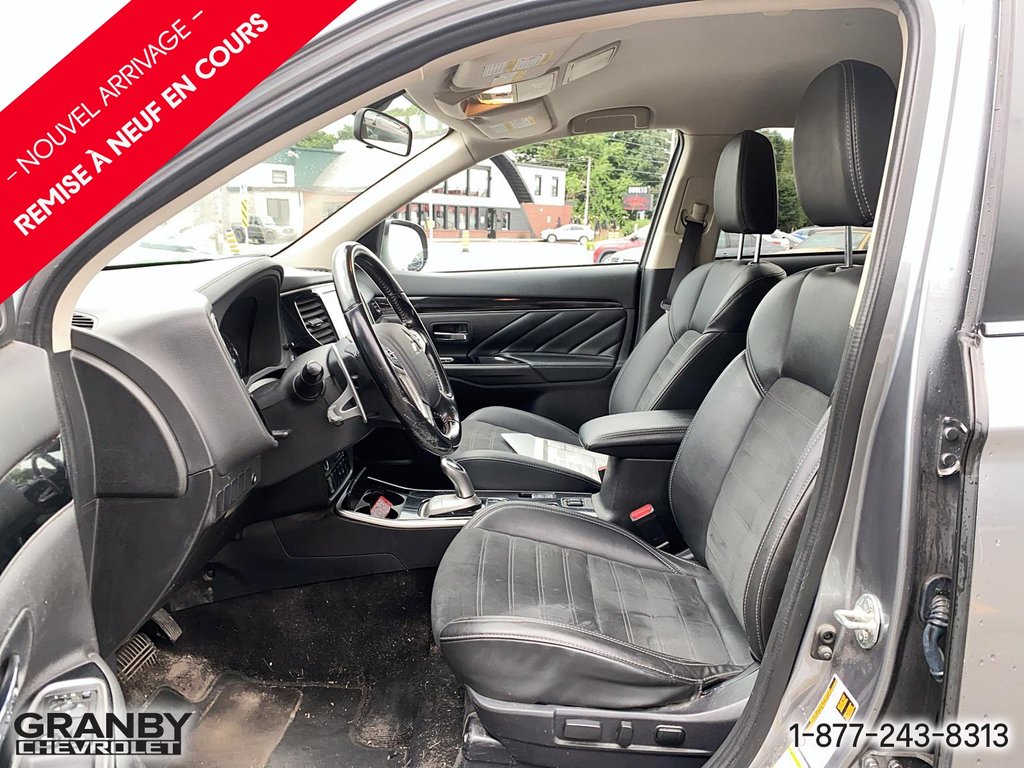 Mitsubishi Outlander PHEV  2020 à Granby, Québec - 9 - w1024h768px
