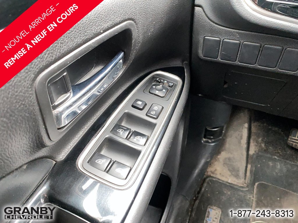 Mitsubishi Outlander PHEV  2020 à Granby, Québec - 11 - w1024h768px