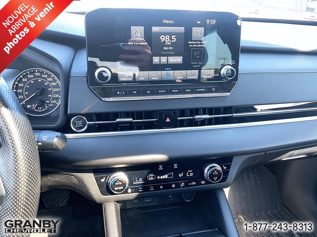 2022 Mitsubishi Outlander in Granby, Quebec - 12 - w1024h768px