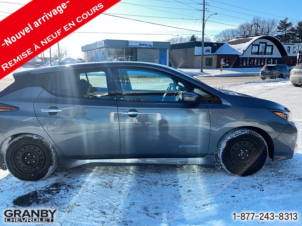 2018 Nissan LEAF S in Granby, Quebec - 4 - w1024h768px