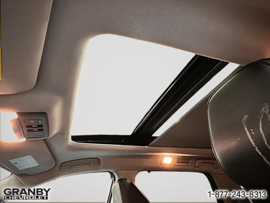 2022 Nissan Pathfinder in Granby, Quebec - 22 - w1024h768px