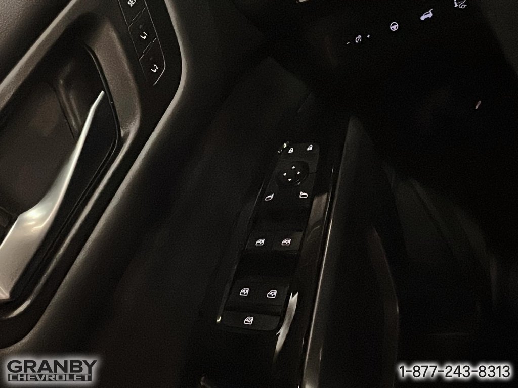 2022 Nissan Pathfinder in Granby, Quebec - 14 - w1024h768px