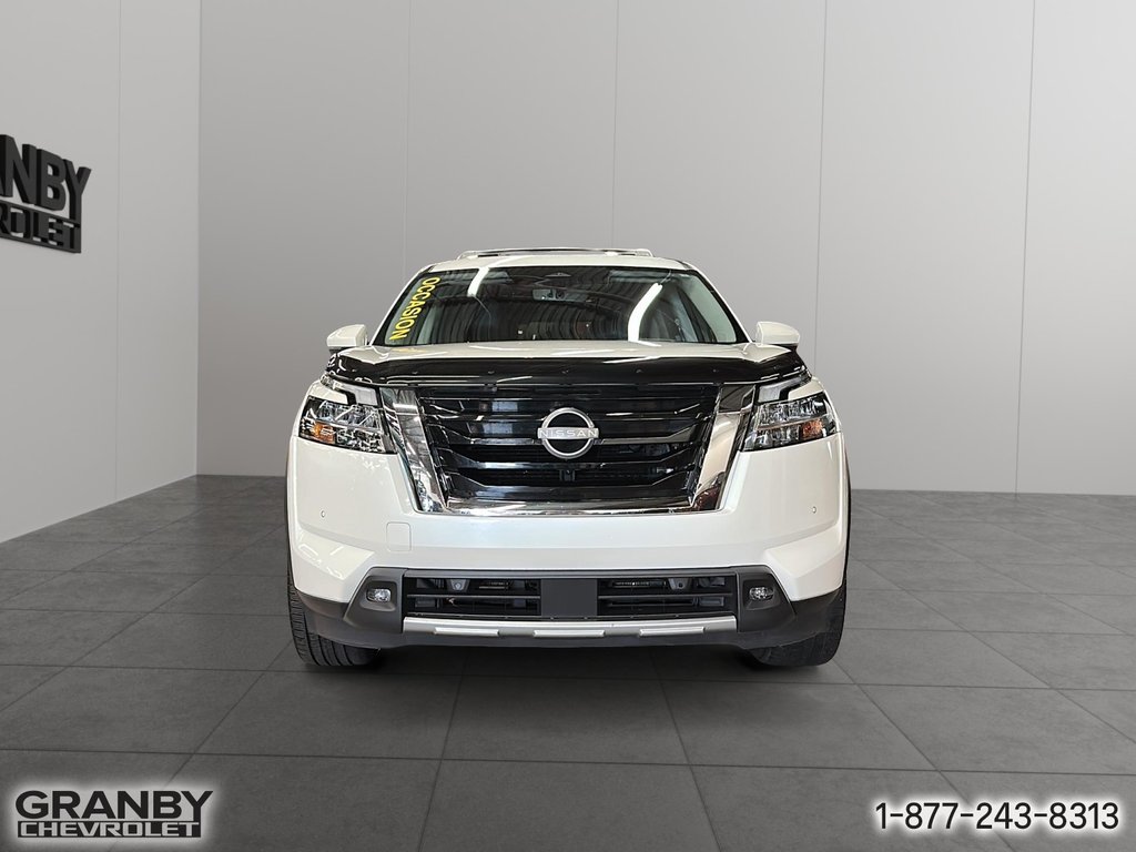 2023 Nissan Pathfinder in Granby, Quebec - 2 - w1024h768px