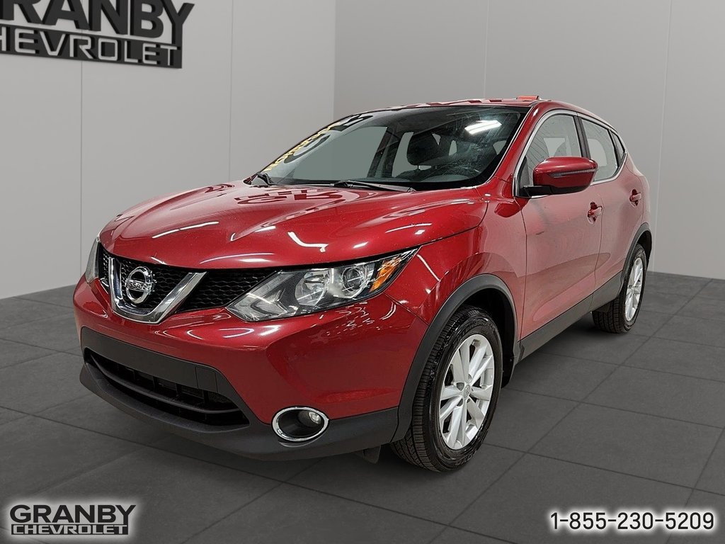 2017 Nissan Qashqai in Granby, Quebec - 1 - w1024h768px