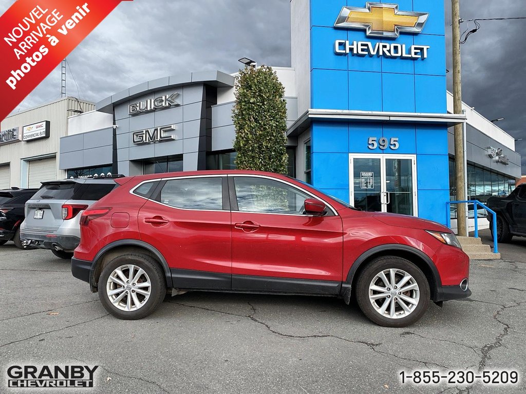 Qashqai SV AWD 2017 à Granby, Québec - 1 - w1024h768px