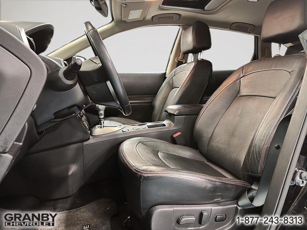 2012 Nissan Rogue SL AWD in Granby, Quebec - 11 - w1024h768px