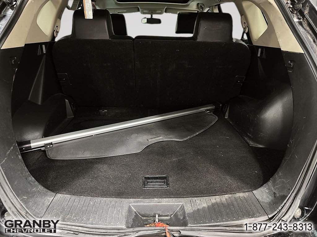 2012 Nissan Rogue SL AWD in Granby, Quebec - 9 - w1024h768px