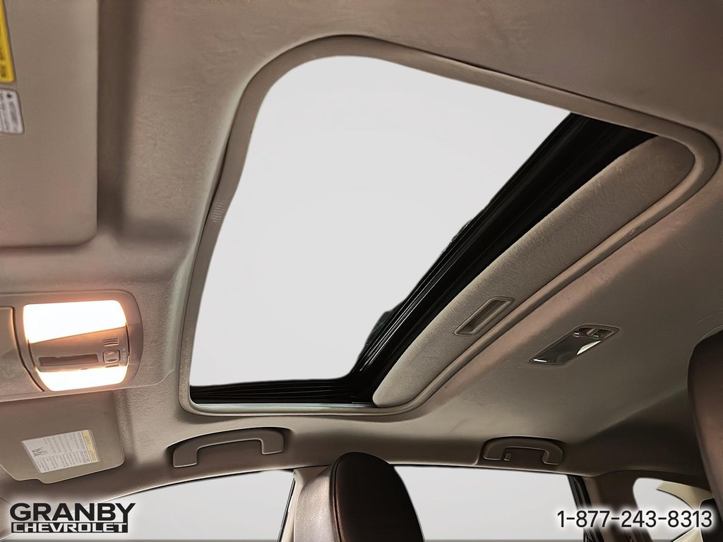 2012 Nissan Rogue SL AWD in Granby, Quebec - 22 - w1024h768px