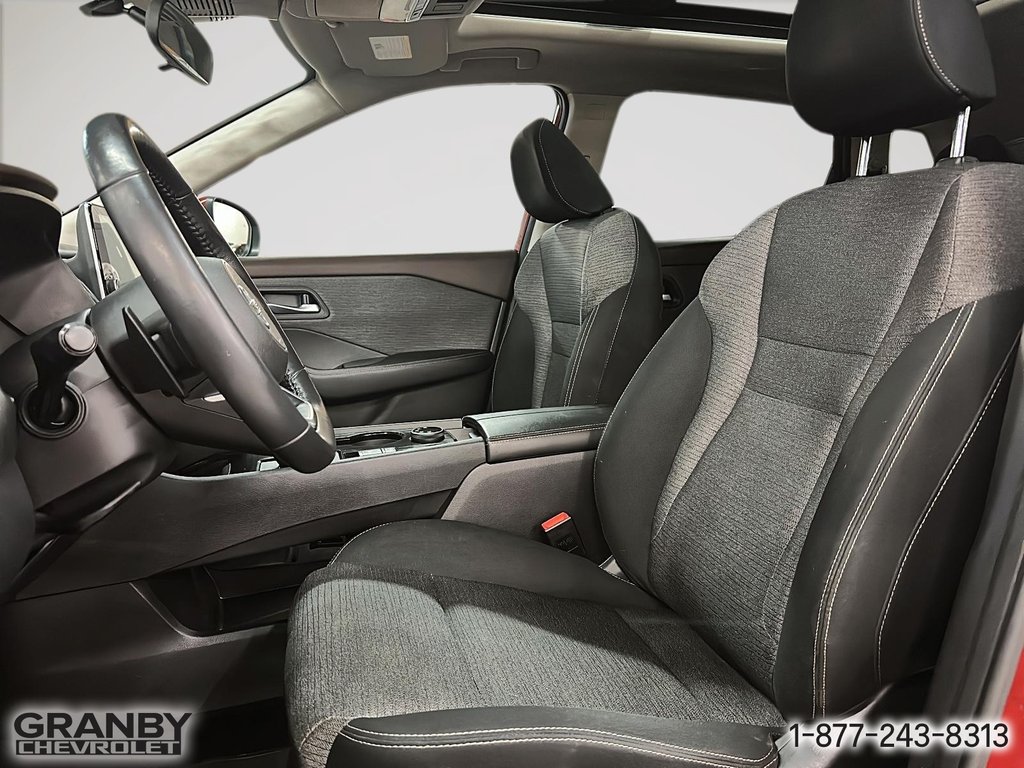 2021 Nissan Rogue in Granby, Quebec - 11 - w1024h768px