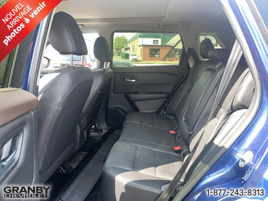 Nissan Rogue SL awd 2023 à Granby, Québec - 9 - w1024h768px