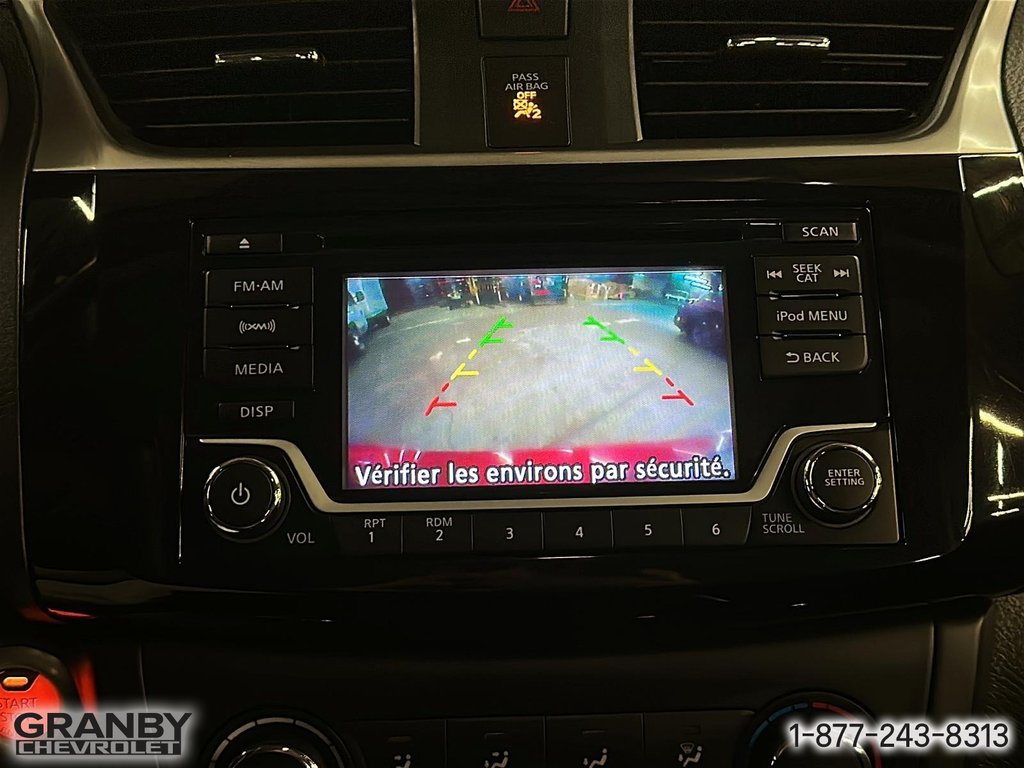 Nissan Sentra S 2017 à Granby, Québec - 22 - w1024h768px