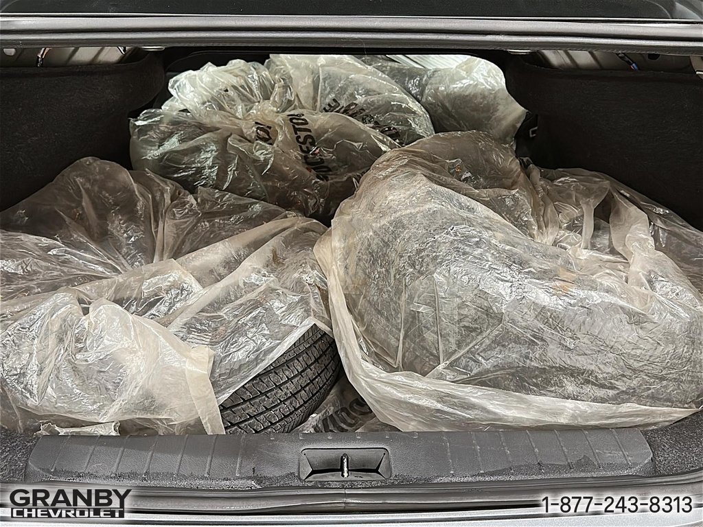 2020 Nissan Sentra in Granby, Quebec - 9 - w1024h768px