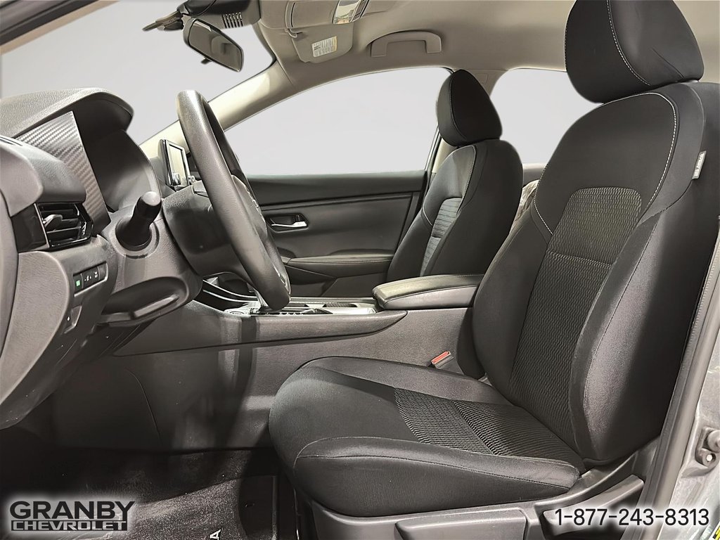 2020 Nissan Sentra in Granby, Quebec - 11 - w1024h768px