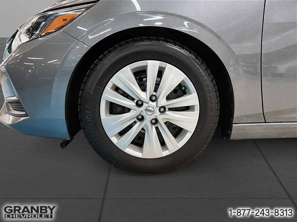 2020 Nissan Sentra in Granby, Quebec - 10 - w1024h768px