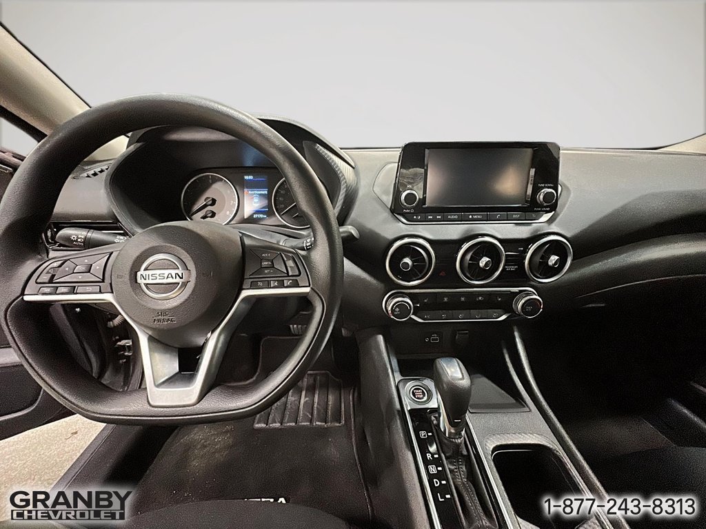 2020 Nissan Sentra in Granby, Quebec - 12 - w1024h768px