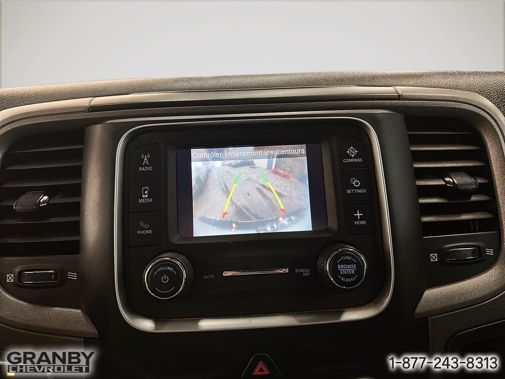 2021 Ram 1500 Classic in Granby, Quebec - 22 - w1024h768px