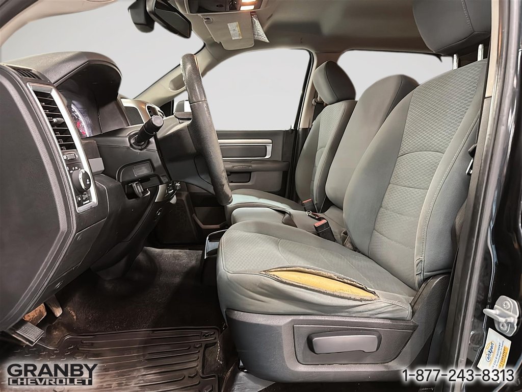 2017 Ram 1500 Outdoorsman CREWCAB BOITE 6.6 MOTEUR 5.7L in Granby, Quebec - 11 - w1024h768px